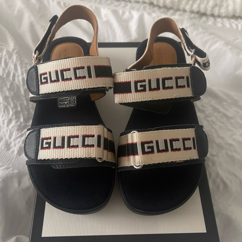 Gucci girl sandals brand new